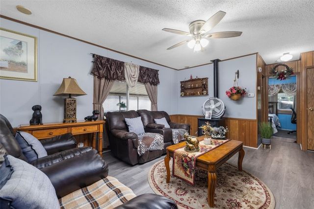 15 E Lane, Coventry, RI 02816
