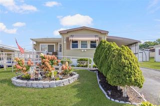 15 E Lane, Coventry, RI 02816