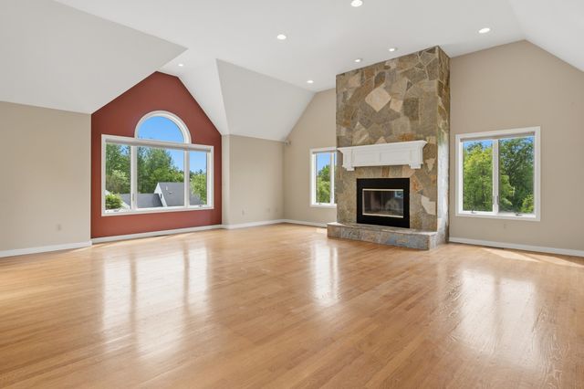 53-2 Pine Hill Road, Hollis, NH 03049
