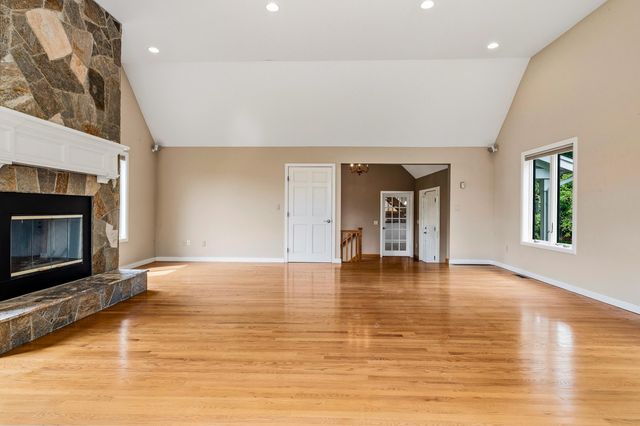 53-2 Pine Hill Road, Hollis, NH 03049