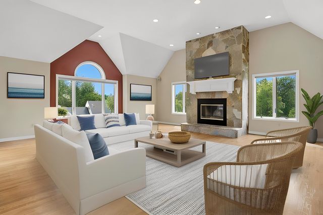 53-2 Pine Hill Road, Hollis, NH 03049