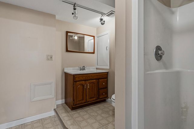 53-2 Pine Hill Road, Hollis, NH 03049