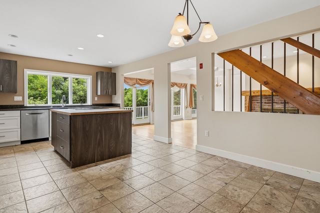 53-2 Pine Hill Road, Hollis, NH 03049