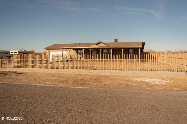 695 Joel Way, Fallon, NV 89406