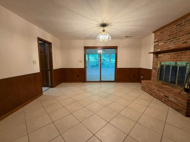 3510 Penn Forest BLVD, Roanoke, VA 24018