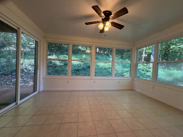 3510 Penn Forest BLVD, Roanoke, VA 24018