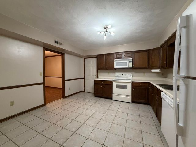3510 Penn Forest BLVD, Roanoke, VA 24018