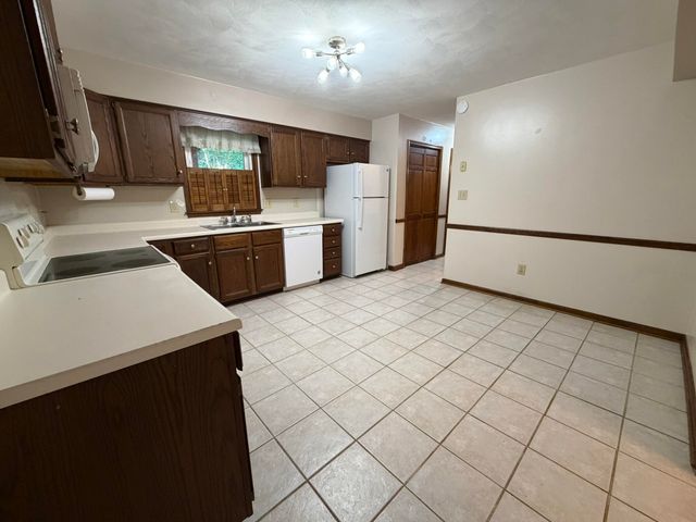 3510 Penn Forest BLVD, Roanoke, VA 24018