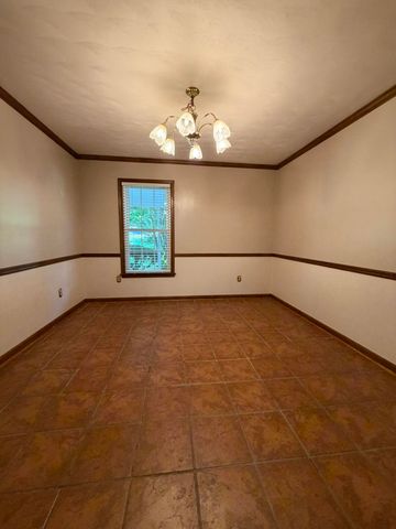 3510 Penn Forest BLVD, Roanoke, VA 24018