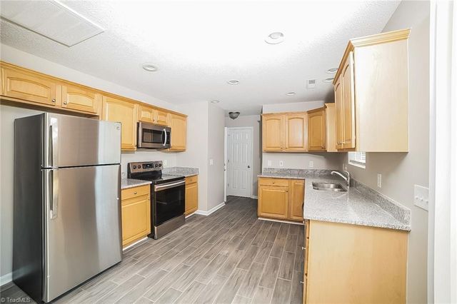 113 Willow Bend Drive, King, NC 27021