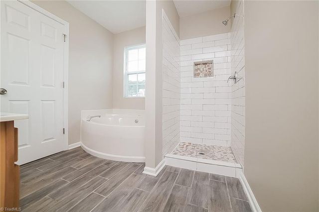 113 Willow Bend Drive, King, NC 27021