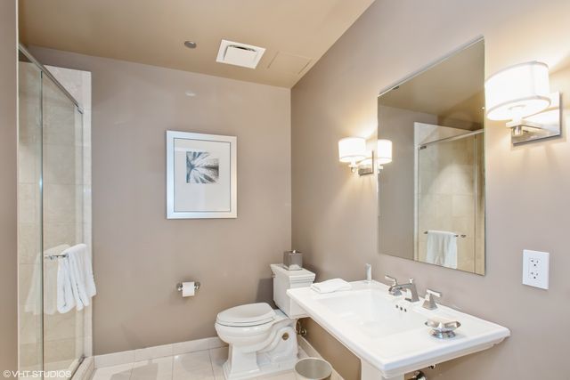 401 N Wabash Avenue 2332, Chicago, IL 60611