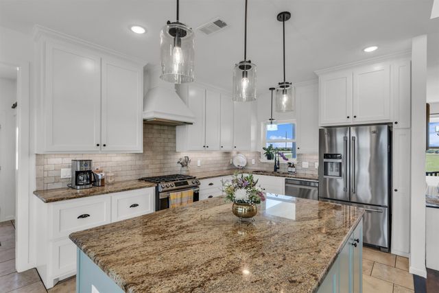 211 Knust Circle, Gholson, TX 76705