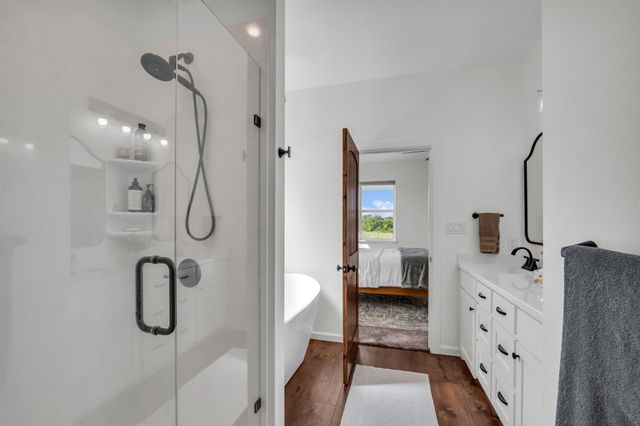 211 Knust Circle, Gholson, TX 76705