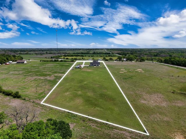 211 Knust Circle, Gholson, TX 76705