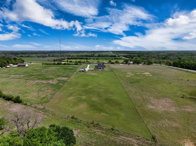 211 Knust Circle, Gholson, TX 76705
