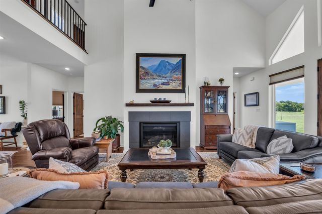 211 Knust Circle, Gholson, TX 76705