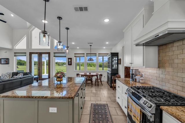 211 Knust Circle, Gholson, TX 76705