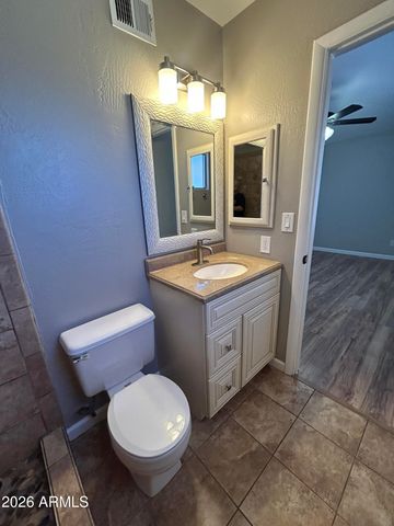 2207 W Monroe Street, Chandler, AZ 85224