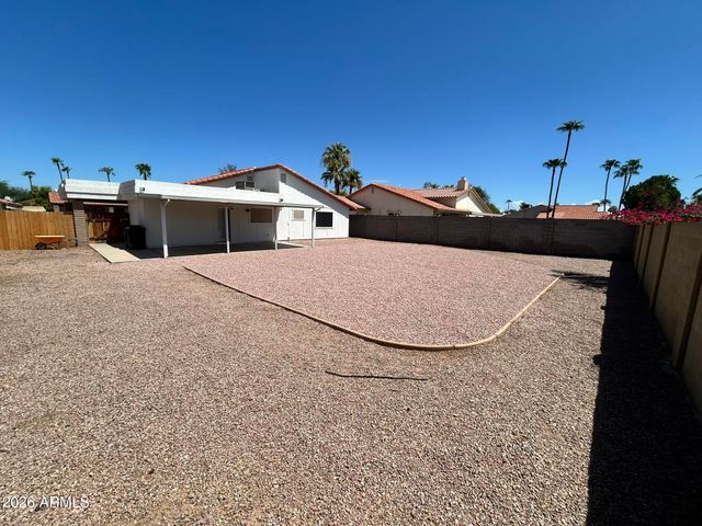 2207 W Monroe Street, Chandler, AZ 85224