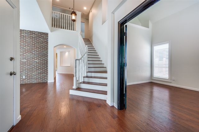 3772 Waterside Court, Addison, TX 75001