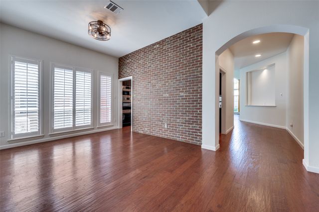 3772 Waterside Court, Addison, TX 75001