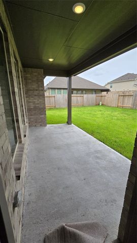 5511 Kingfish Drive, Baytown, TX 77521