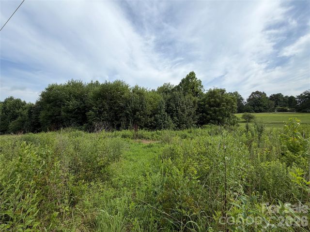 904 Jamestown Road, Morganton, NC 28655