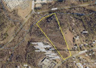 904 Jamestown Road, Morganton, NC 28655