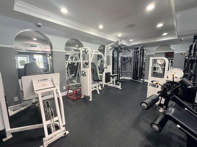 630 S SAPODILLA Avenue 323, West Palm Beach, FL 33401