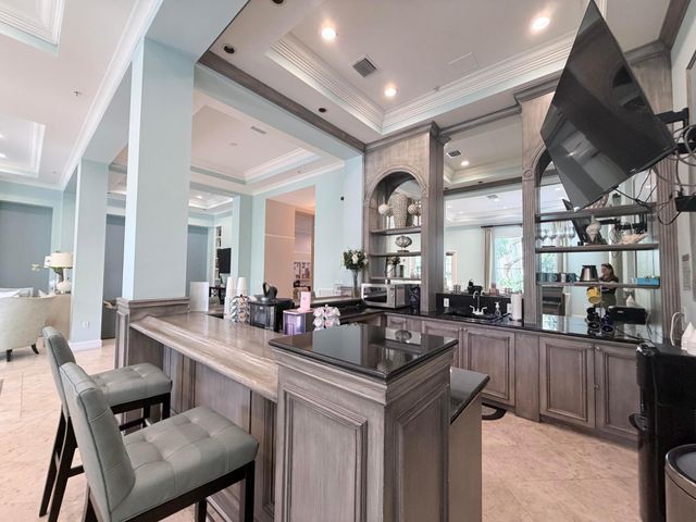 630 S SAPODILLA Avenue 323, West Palm Beach, FL 33401