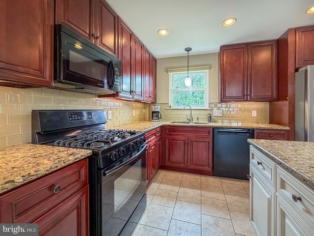 3041 SHEPPARD RD, Bensalem, PA 19020