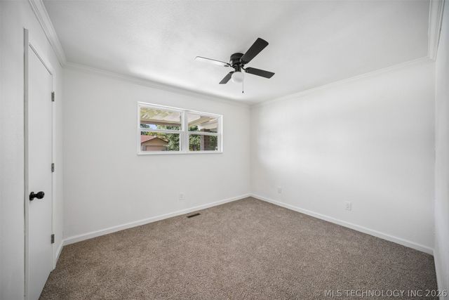 107 W 18th Street, Owasso, OK 74055