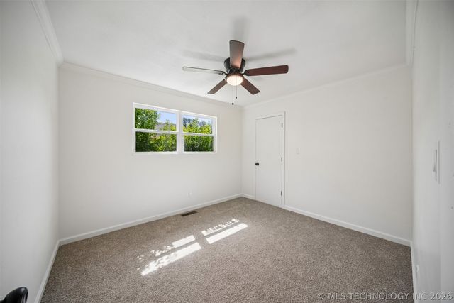 107 W 18th Street, Owasso, OK 74055