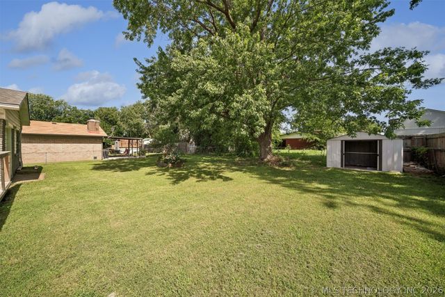 107 W 18th Street, Owasso, OK 74055