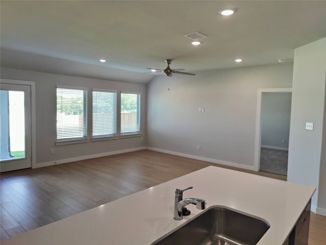 4005 Belton Court, Farmersville, TX 75442