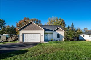 6429 Hamm Road, Lockport Town, NY 14094