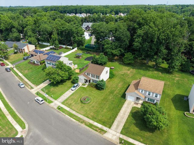 17 NEW CASTLE LN, Willingboro, NJ 08046