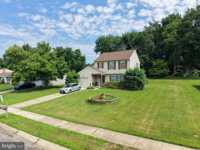 17 NEW CASTLE LN, Willingboro, NJ 08046