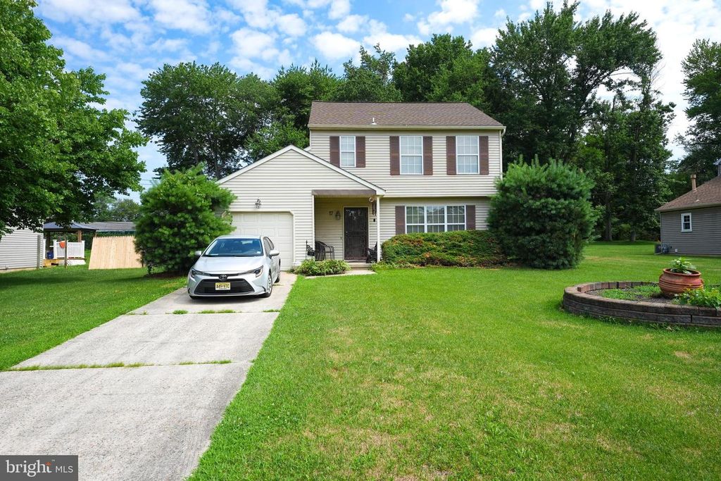 17 NEW CASTLE LN, Willingboro, NJ 08046