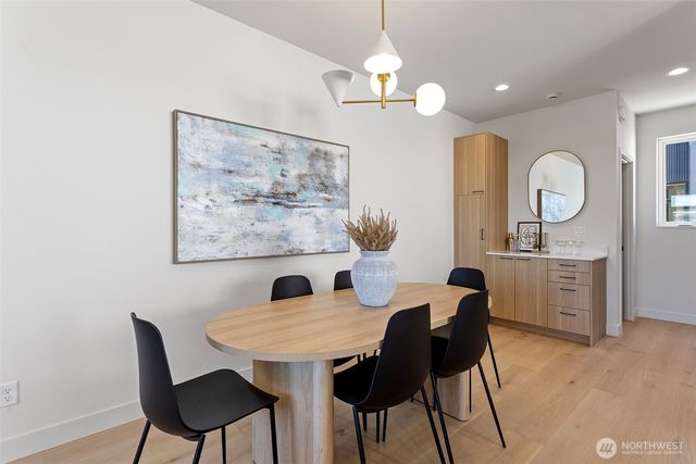 4430 Dayton Avenue N, Seattle, WA 98103