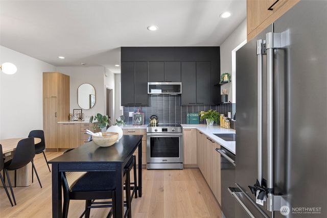 4430 Dayton Avenue N, Seattle, WA 98103