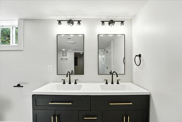 1148 Greenland Ave, Nashville, TN 37216