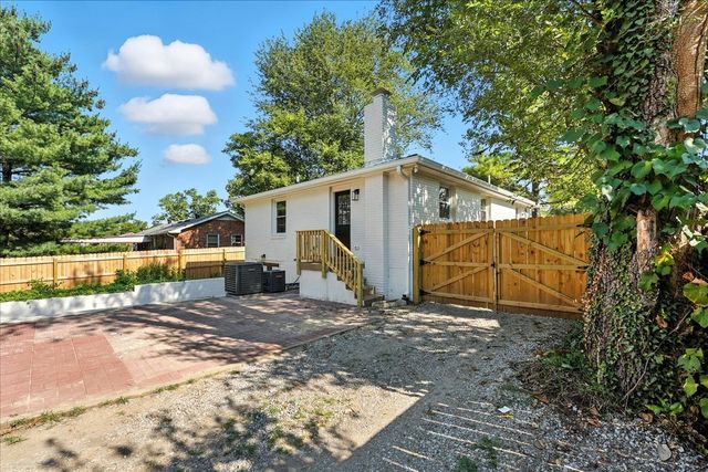 1148 Greenland Ave, Nashville, TN 37216