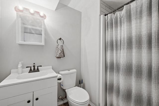 313 S Goddard Rd, Goddard, KS 67052