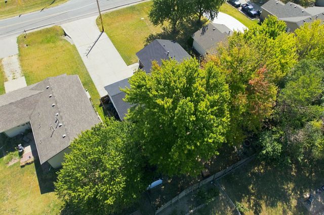 313 S Goddard Rd, Goddard, KS 67052