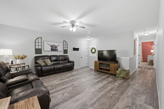313 S Goddard Rd, Goddard, KS 67052