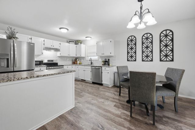 313 S Goddard Rd, Goddard, KS 67052