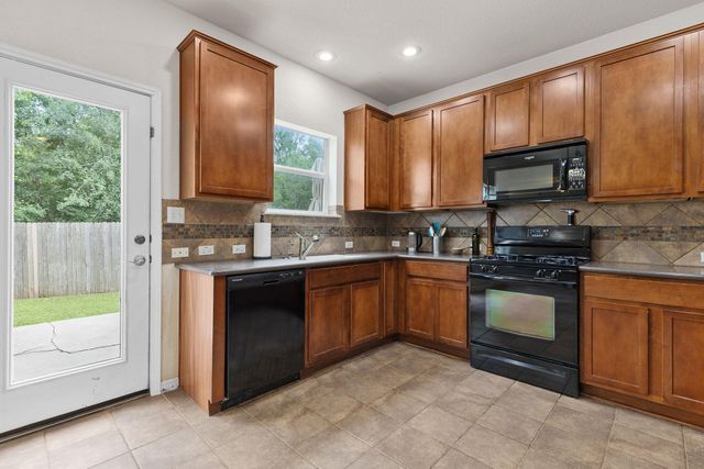 900 Brighton PL, Round Rock, TX 78665