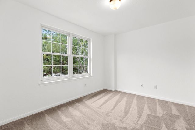 900 Brighton PL, Round Rock, TX 78665